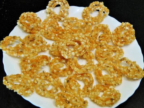 Batata Sabudana Chakali - Image 3